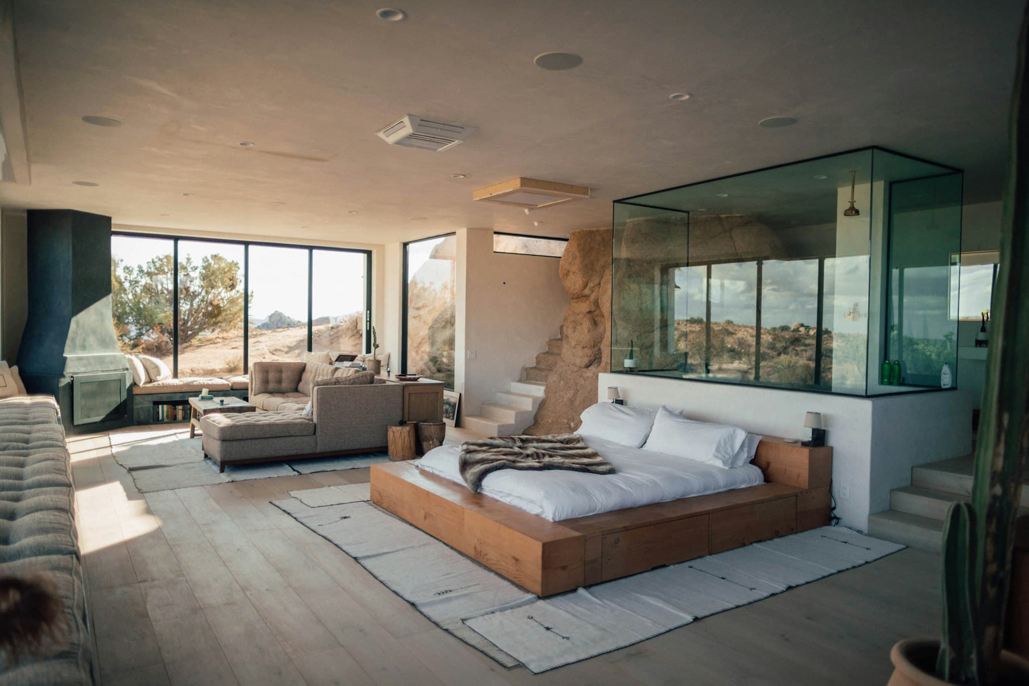 Room gallery image